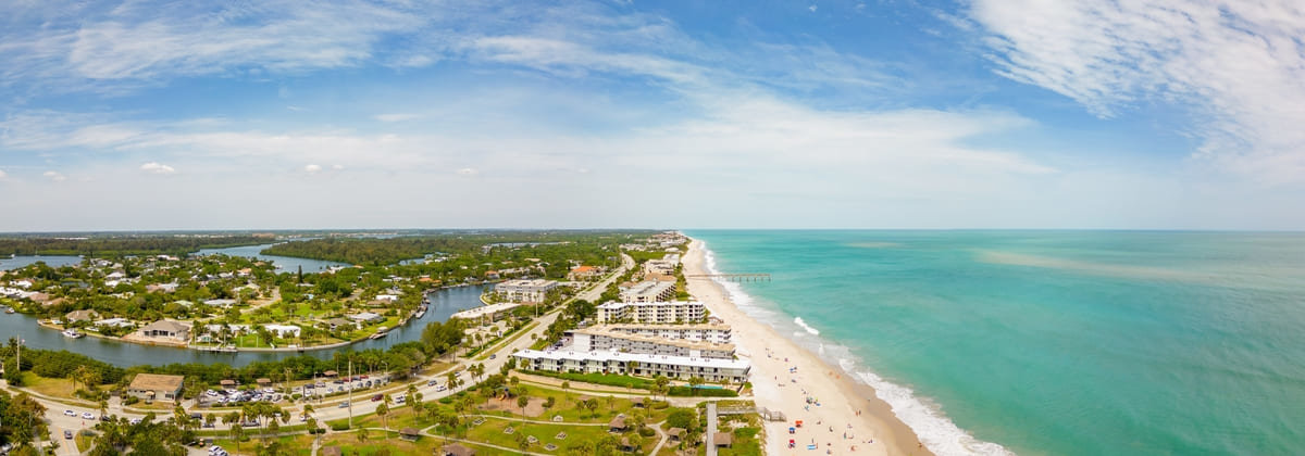 A panoramic image of Vero Beach's residential and commercial area.